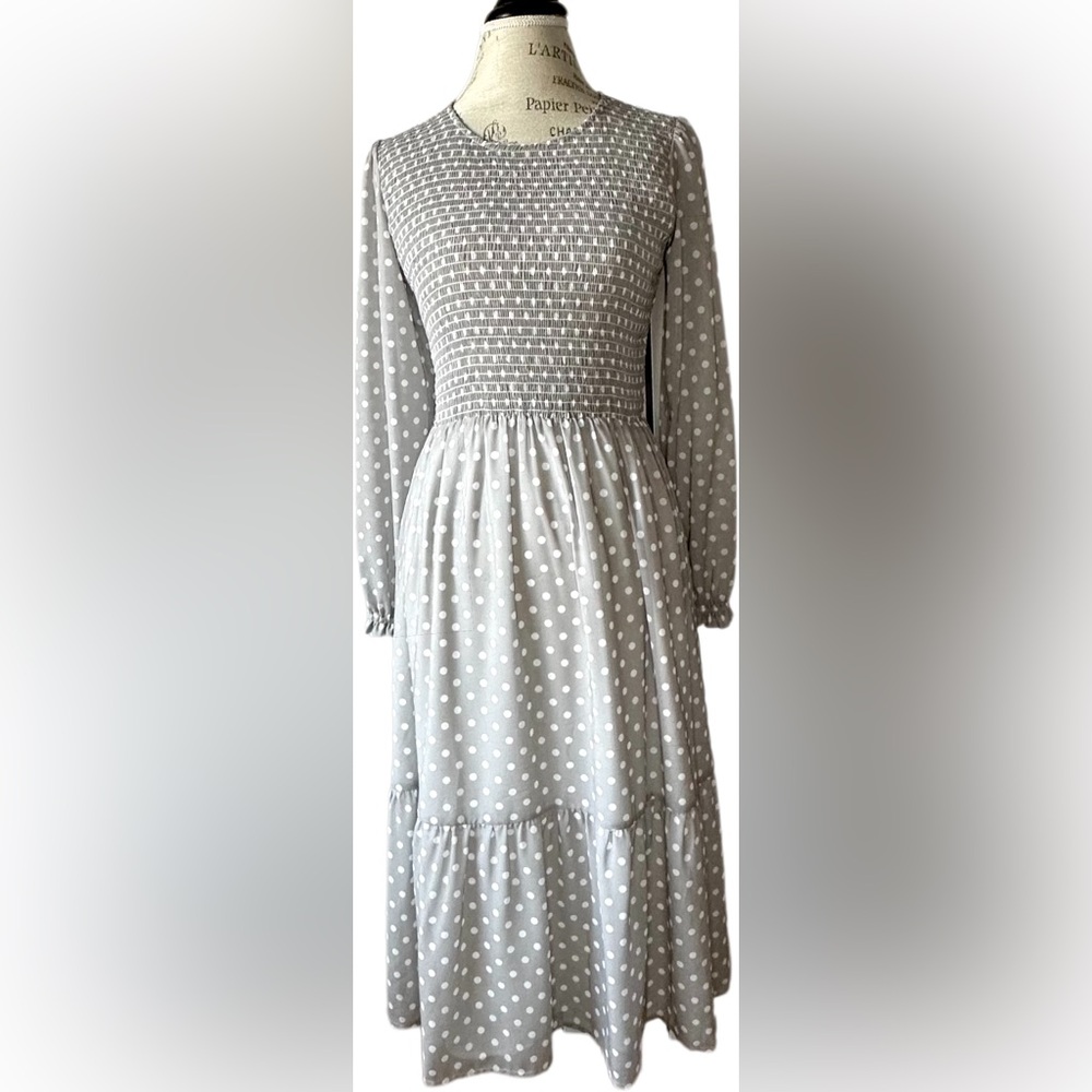 Mad About Style x The Jilly Box "Grace" Midi Dress – Birch Dot Size Medium